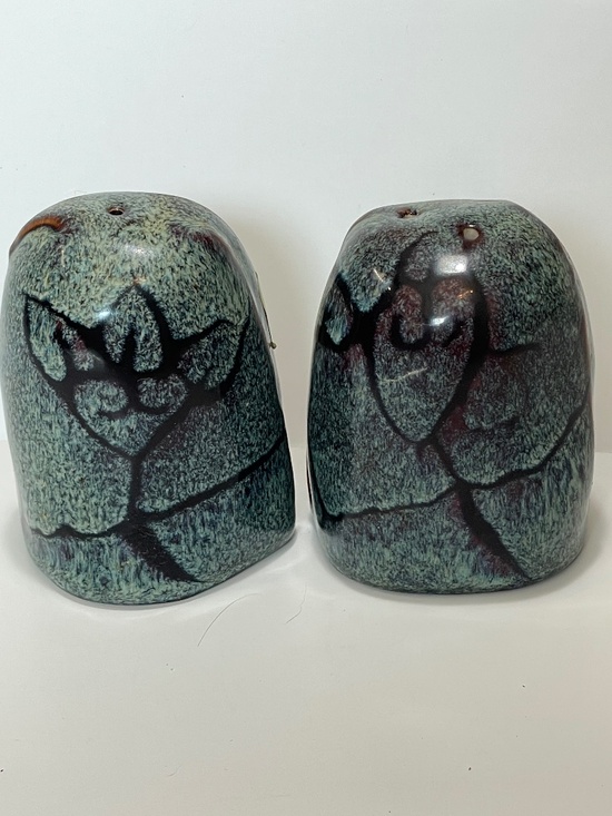 Other - Brand New Artisan Ceramic Salt & Pepper Shakers - Teal Crackle Glaze
